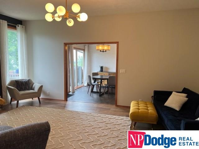5010 Lakeside Drive