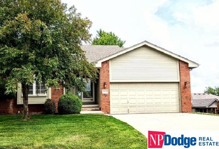 5010 Lakeside Drive
