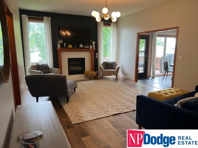 5010 Lakeside Drive