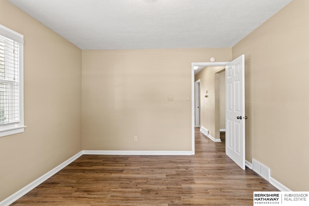 735 E 4th Street