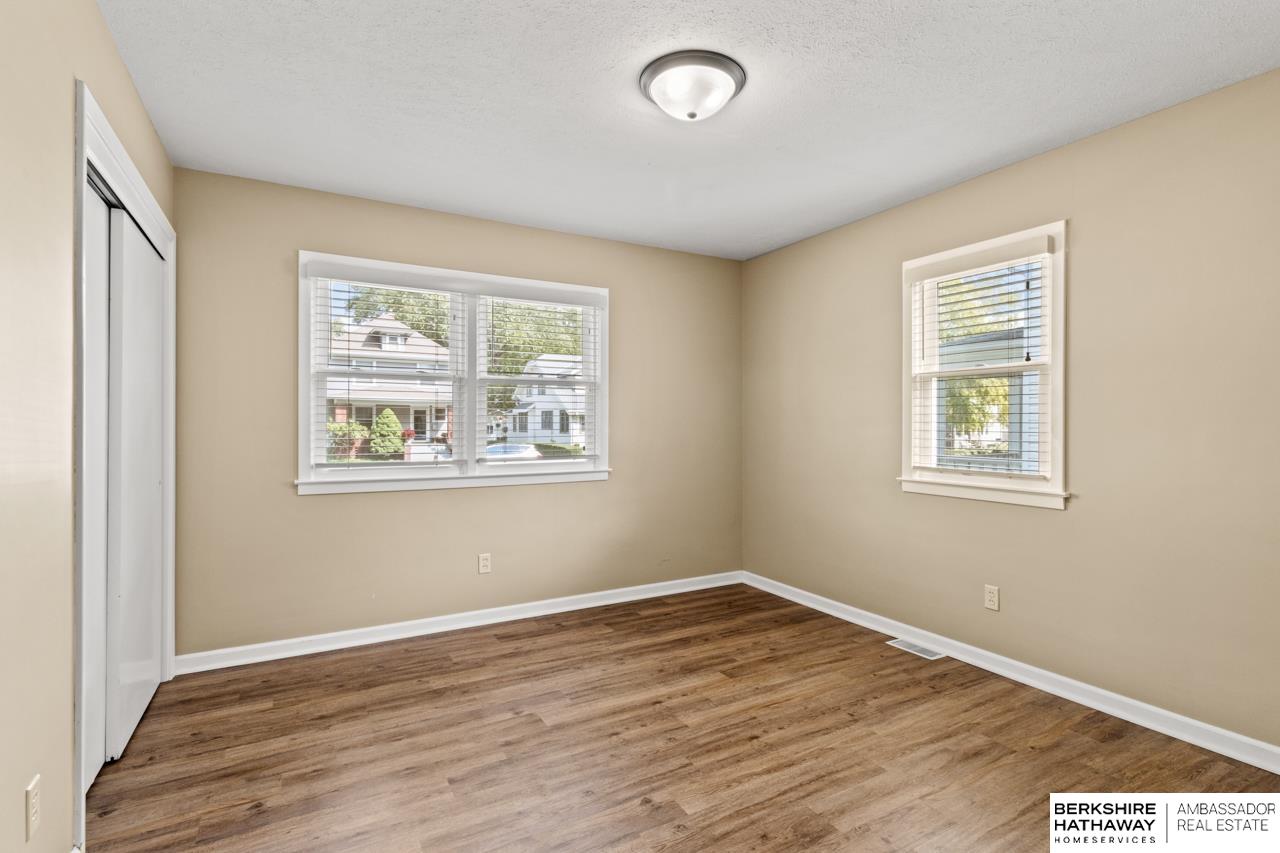 735 E 4th Street