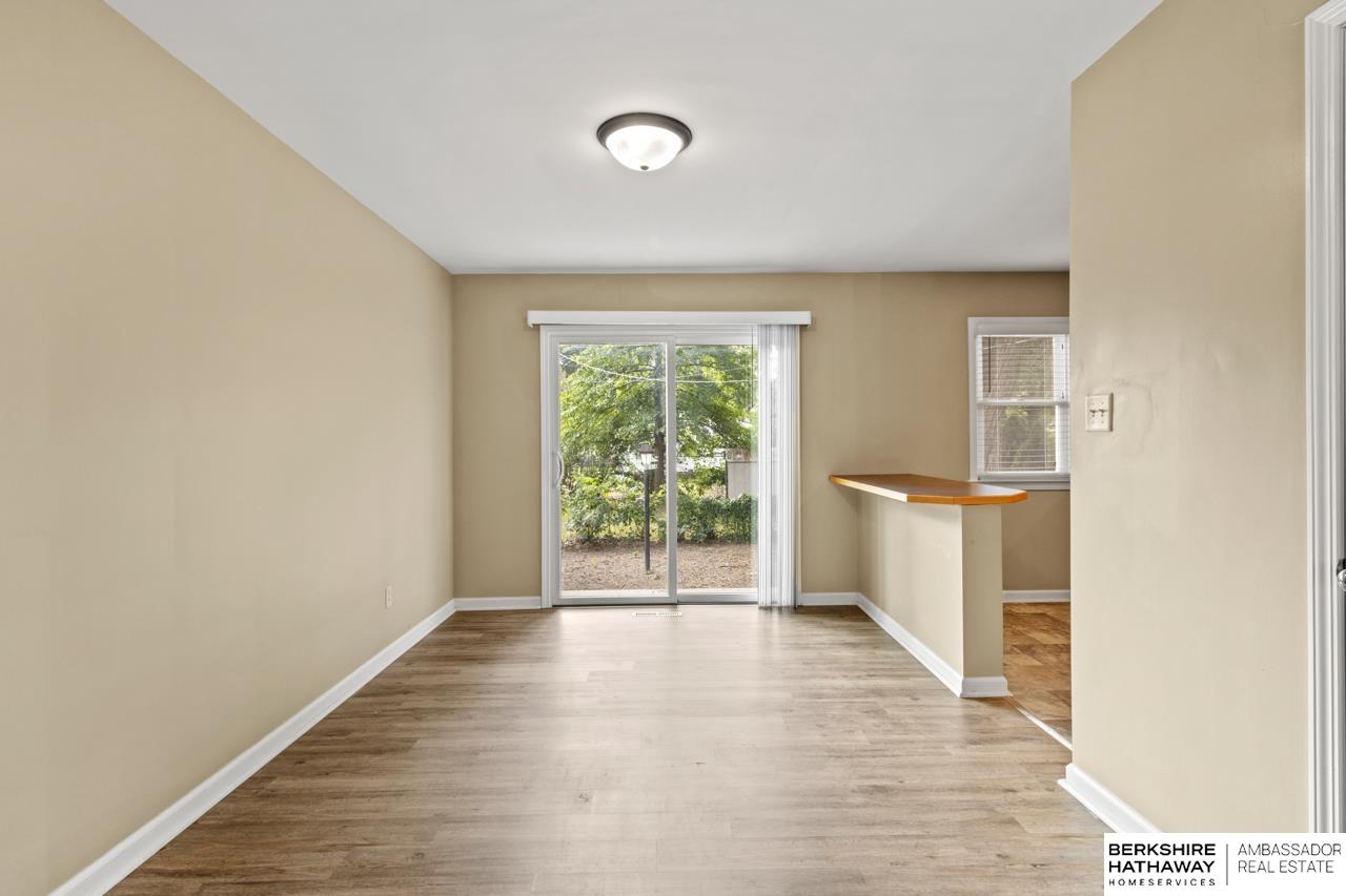 735 E 4th Street