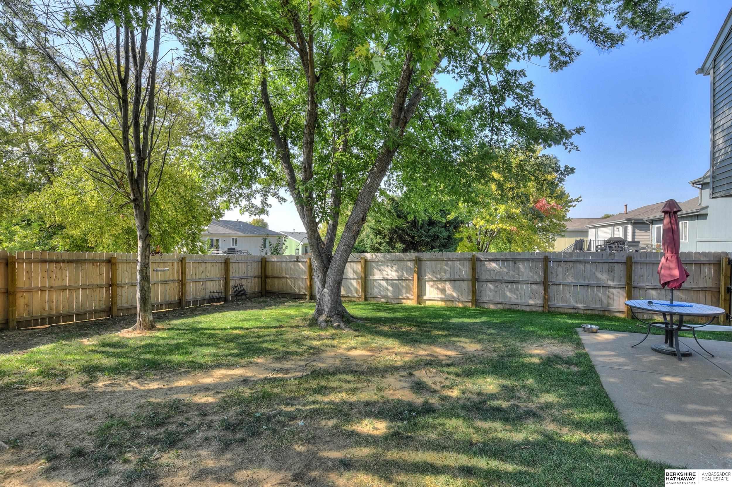 6608 N 110 Avenue
