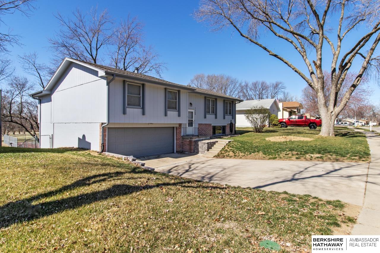 7308 S 53rd Street