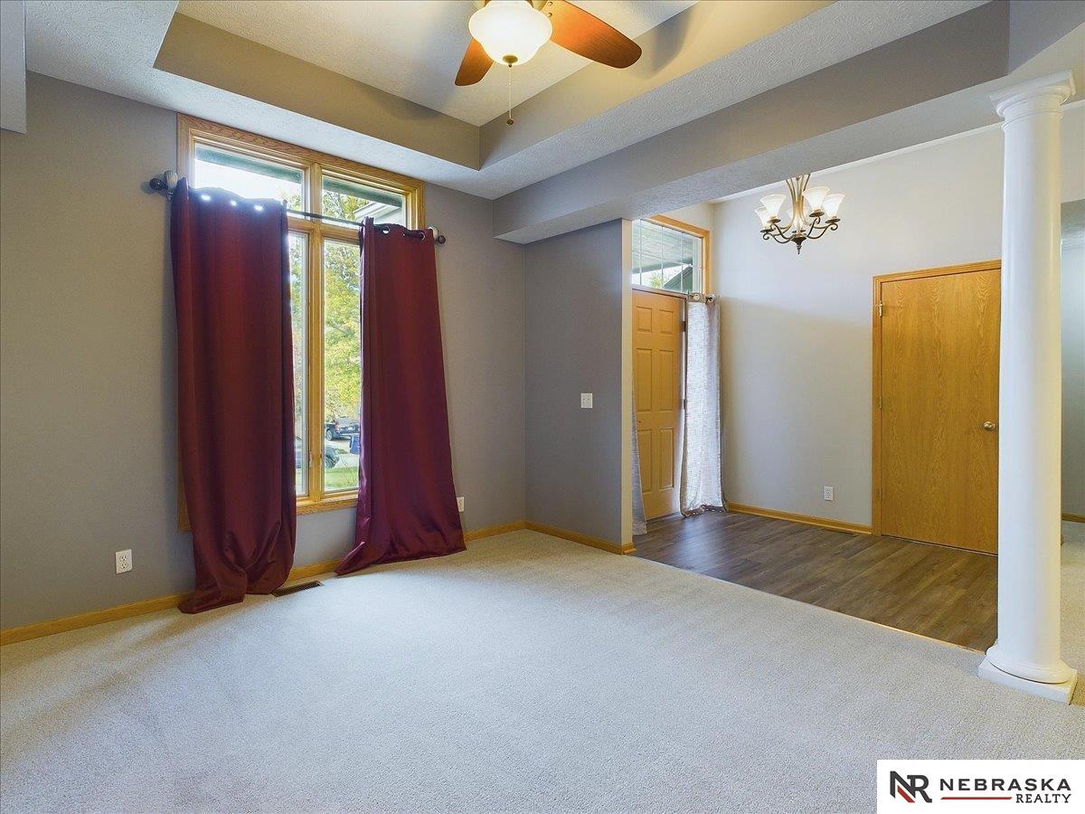 7308 N 155 Terrace