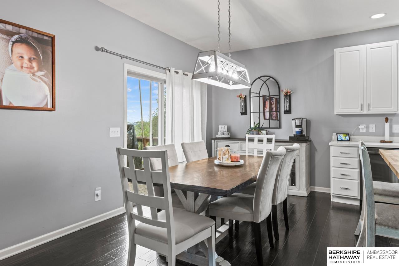 8151 N 159th Street