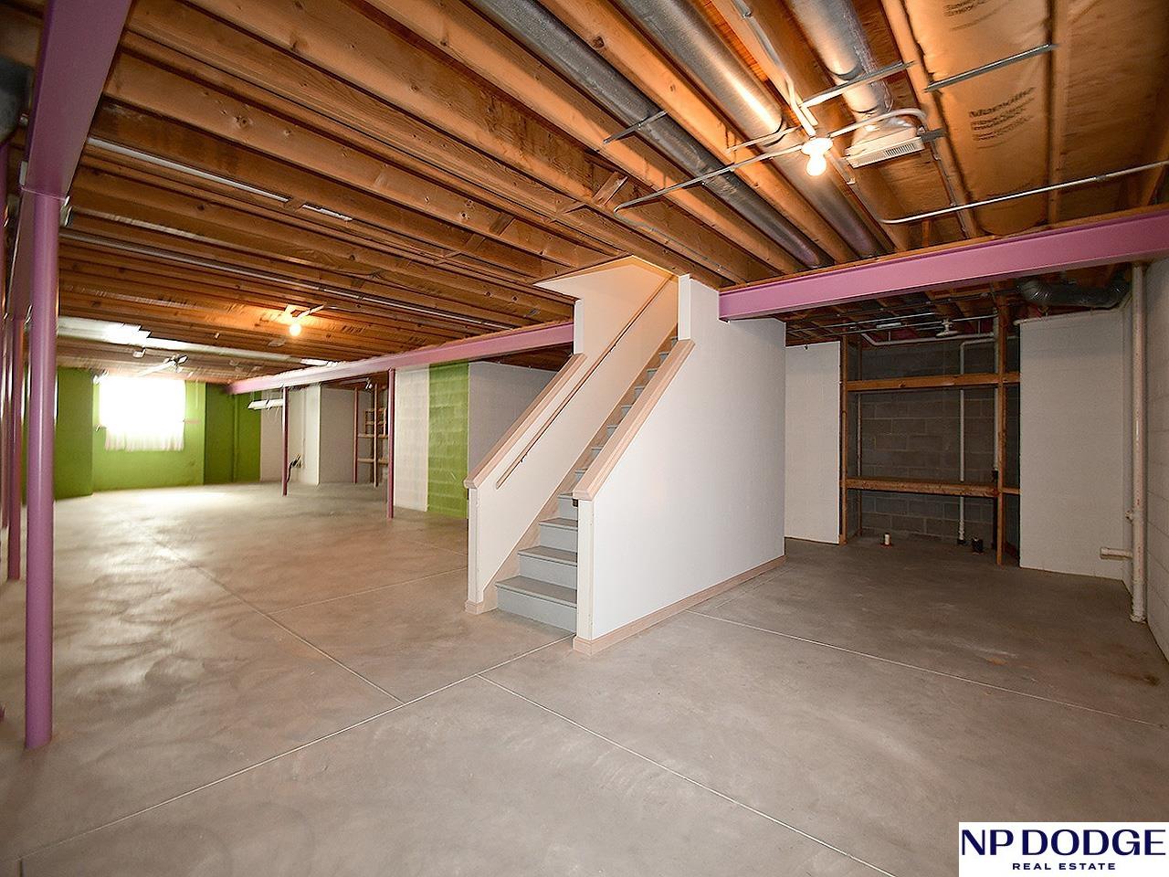 6525 S 100 Street