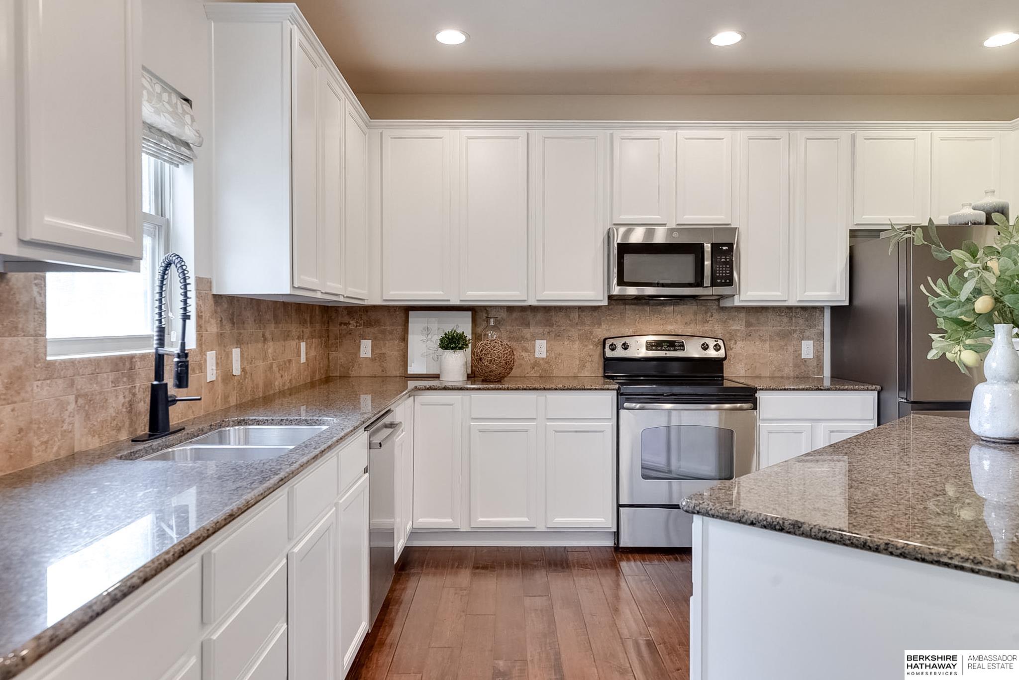 19505 Cottonwood Circle
