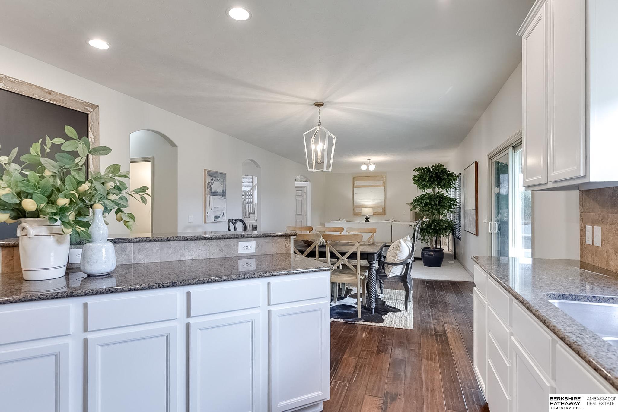 19505 Cottonwood Circle