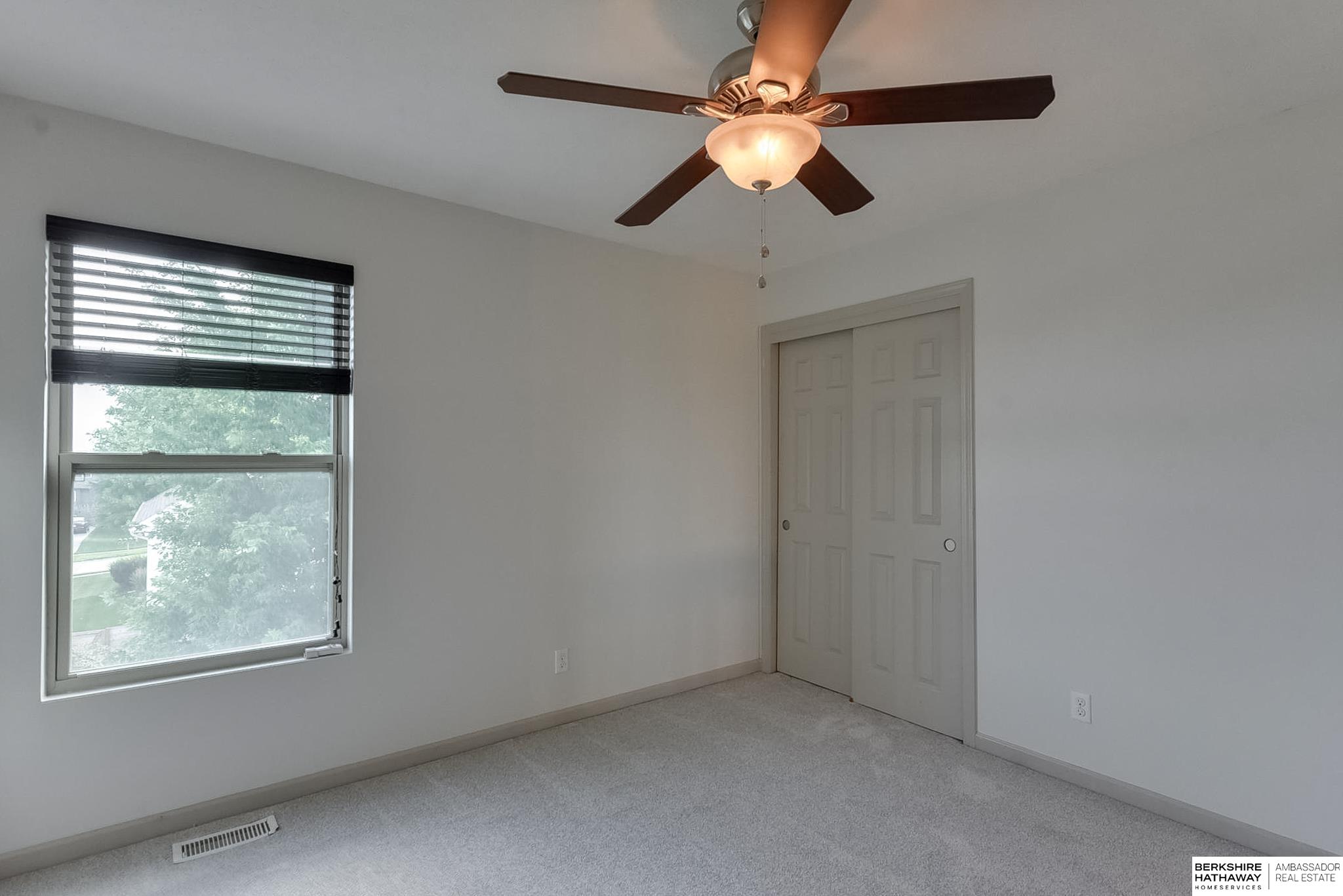 19505 Cottonwood Circle
