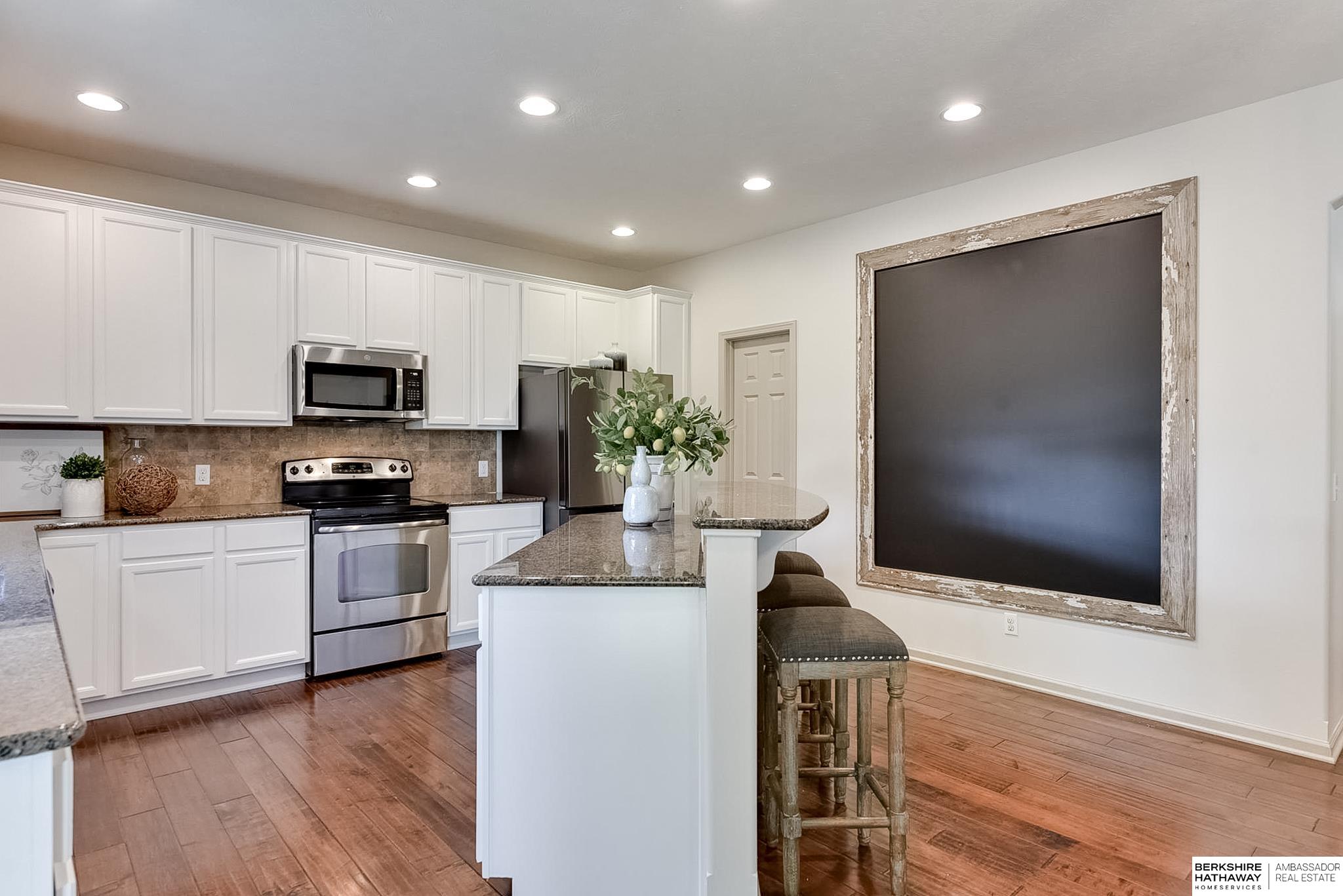19505 Cottonwood Circle