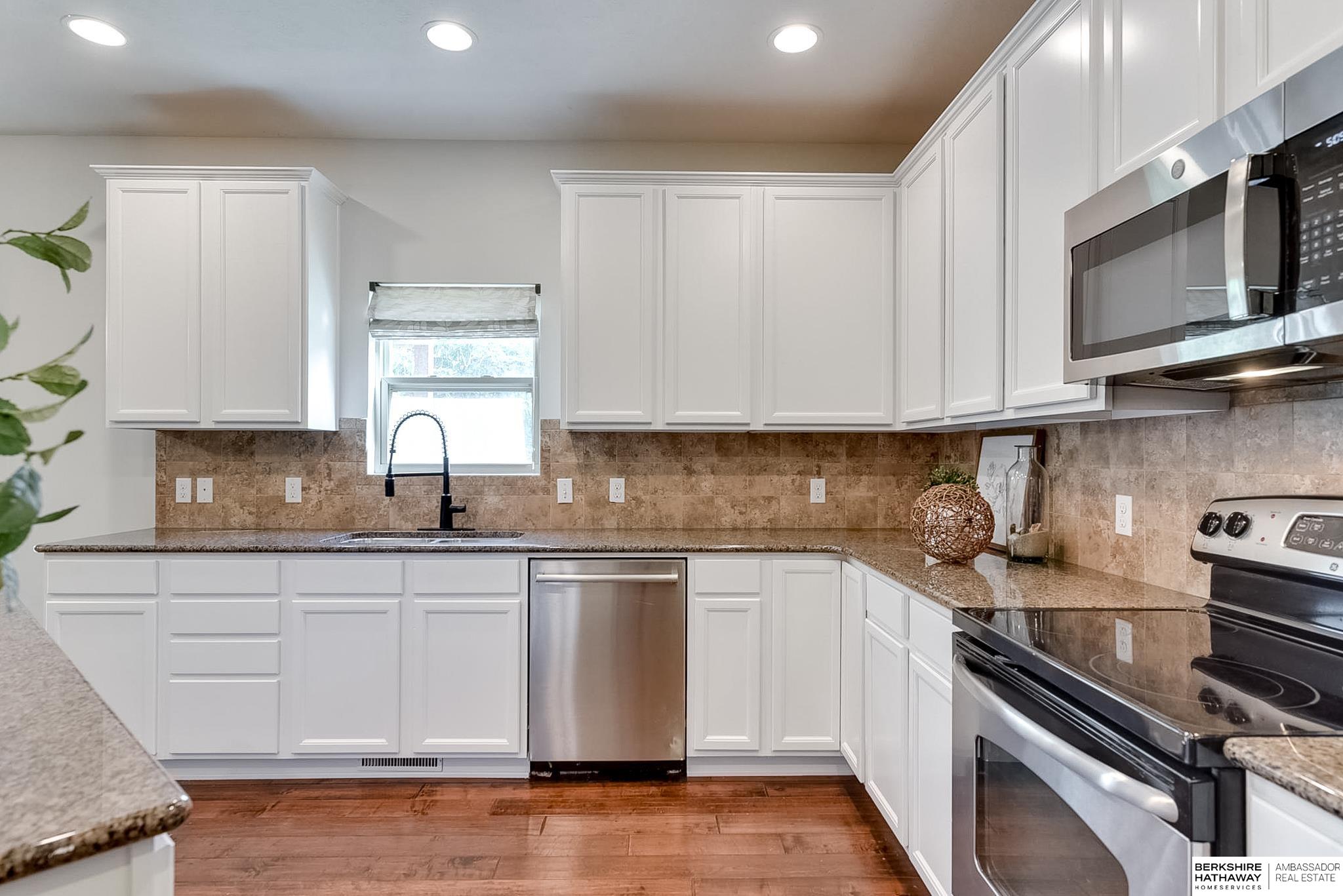 19505 Cottonwood Circle