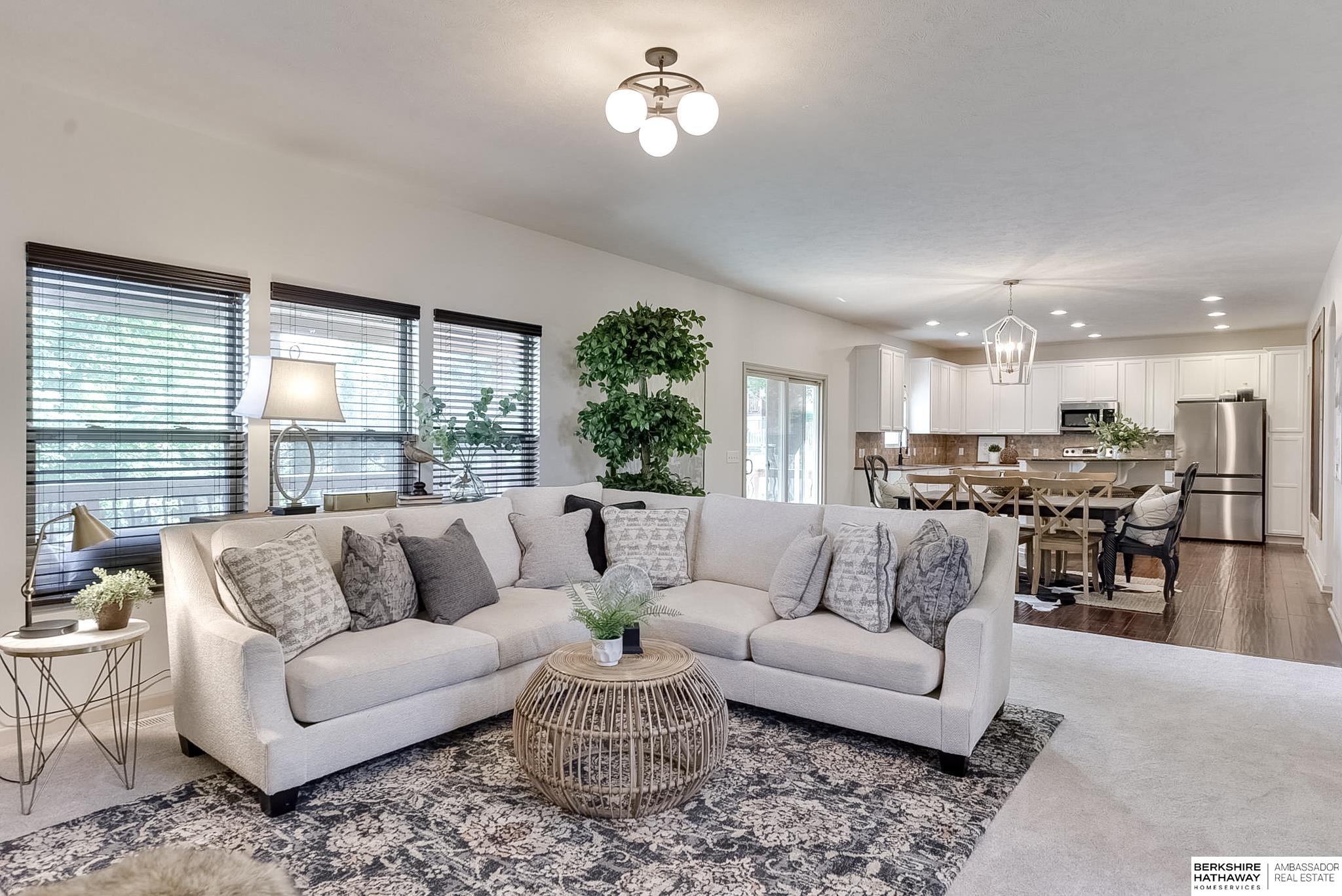 19505 Cottonwood Circle