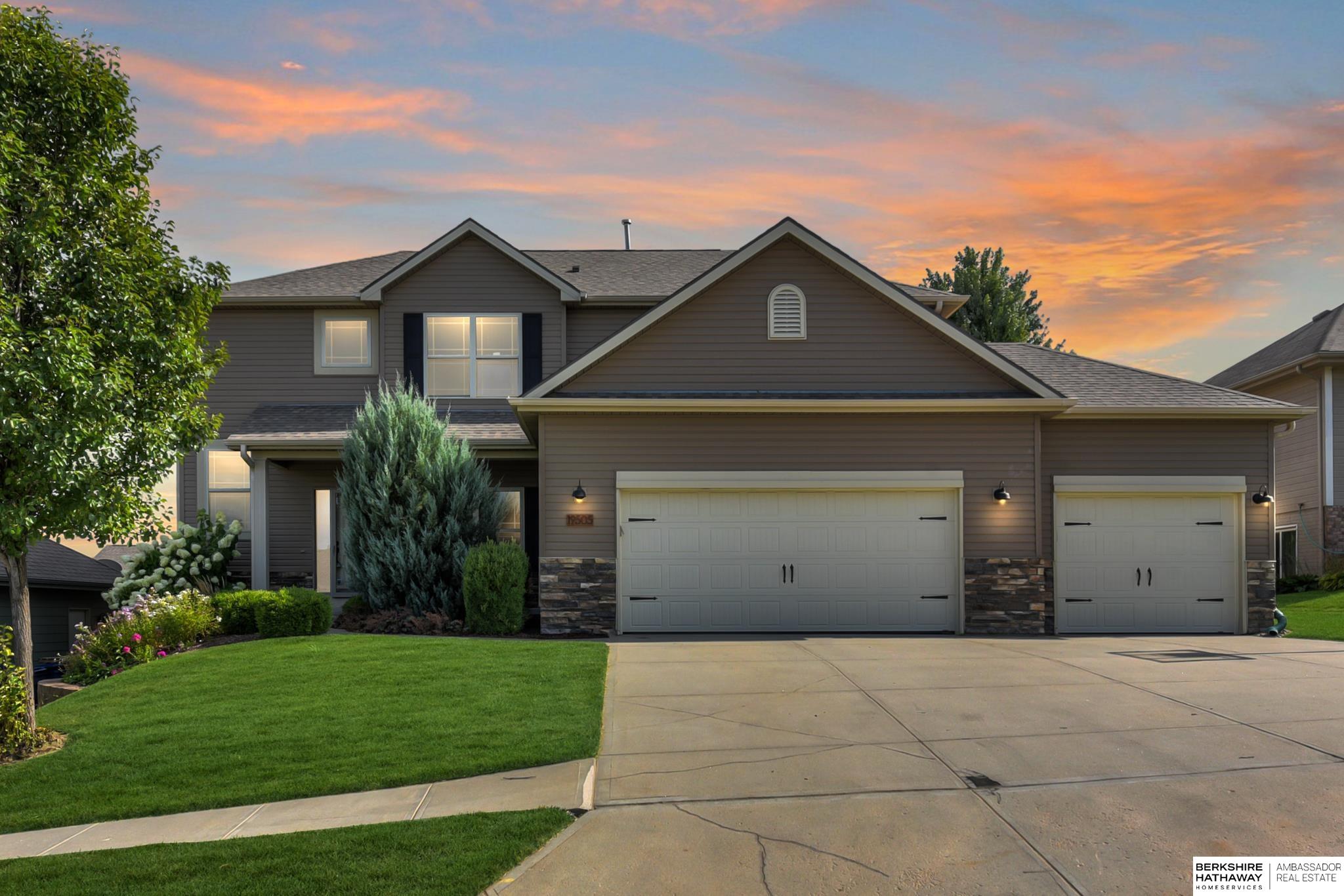 19505 Cottonwood Circle