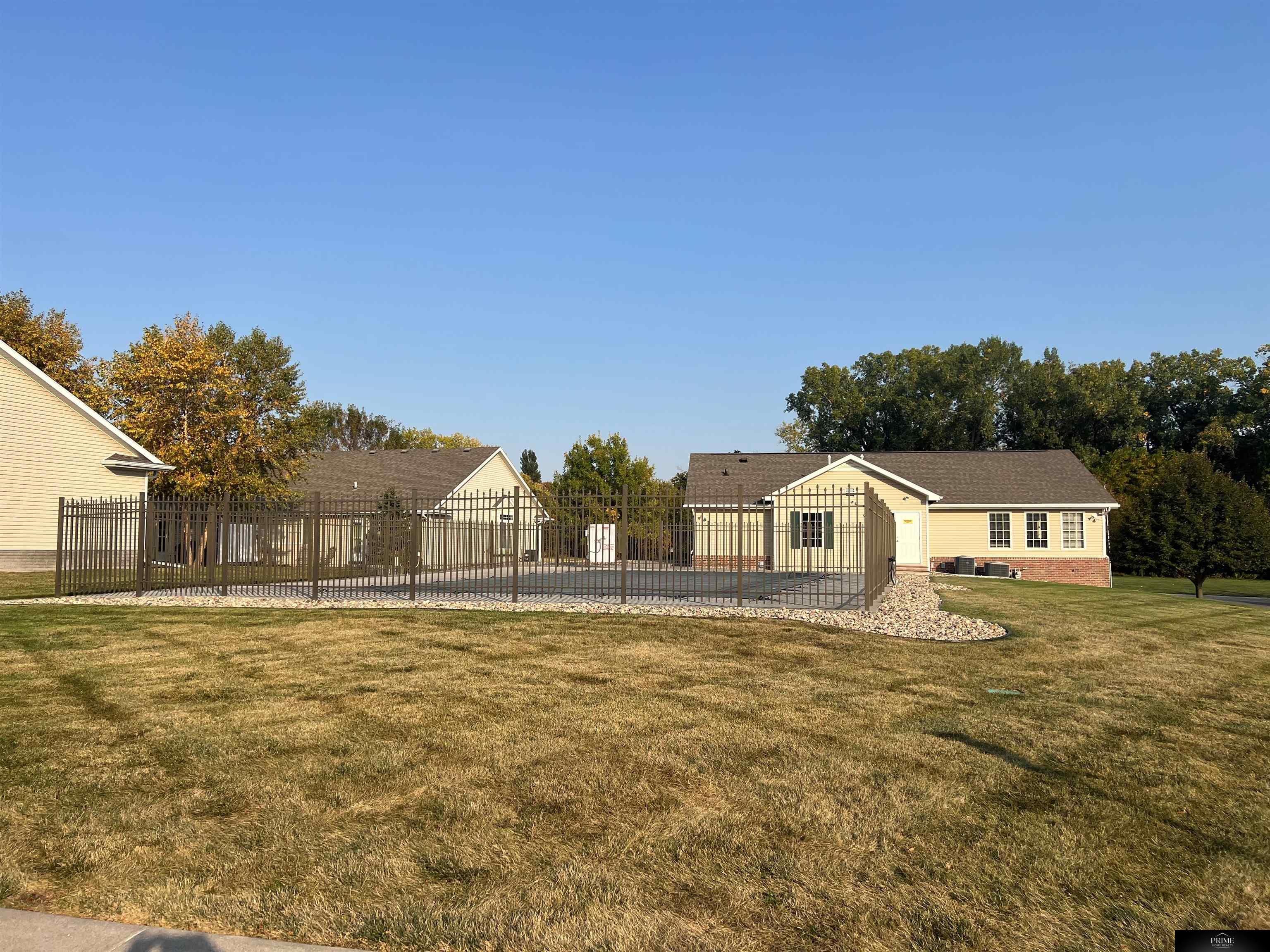 1818 N 175th Court