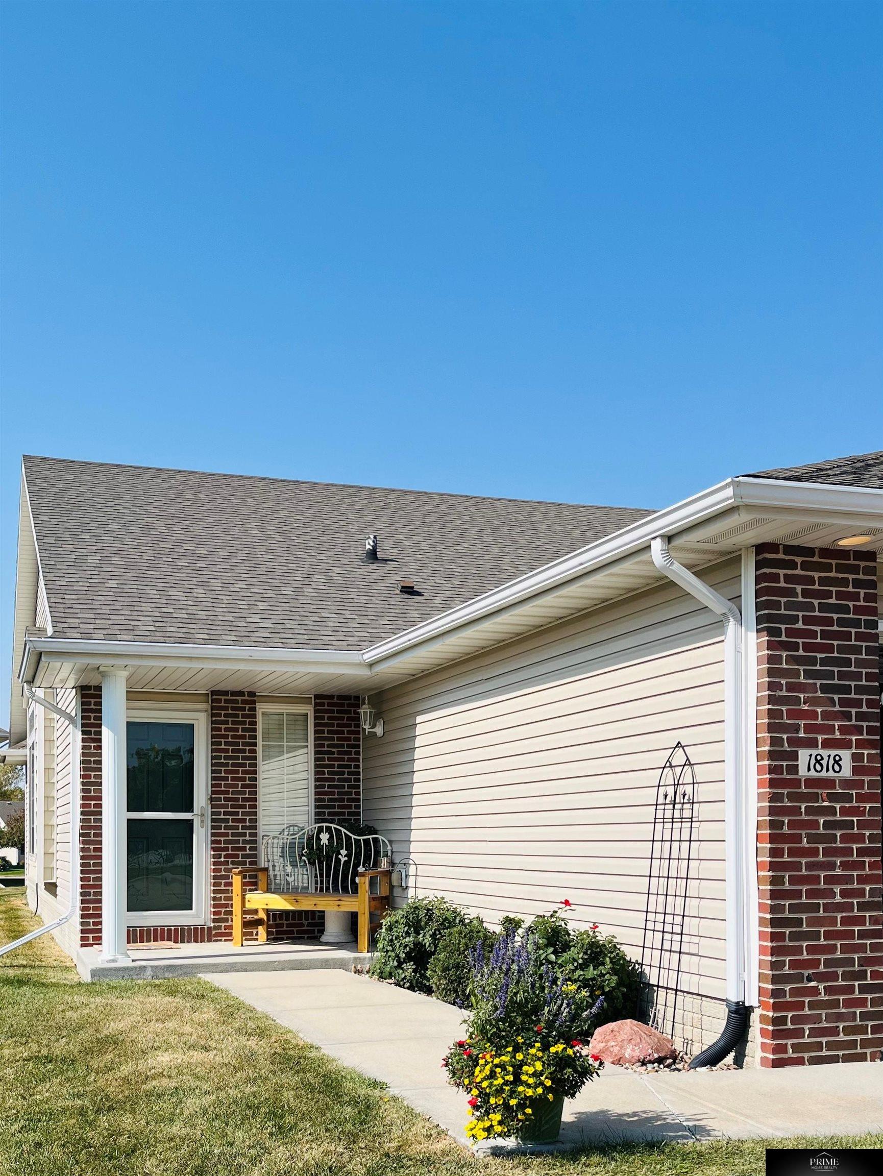 1818 N 175th Court