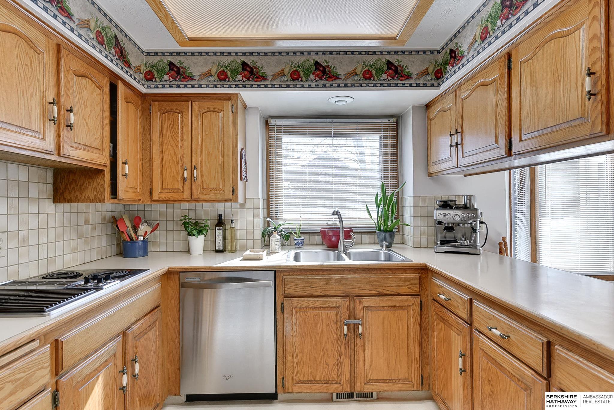 741 N 148th Avenue