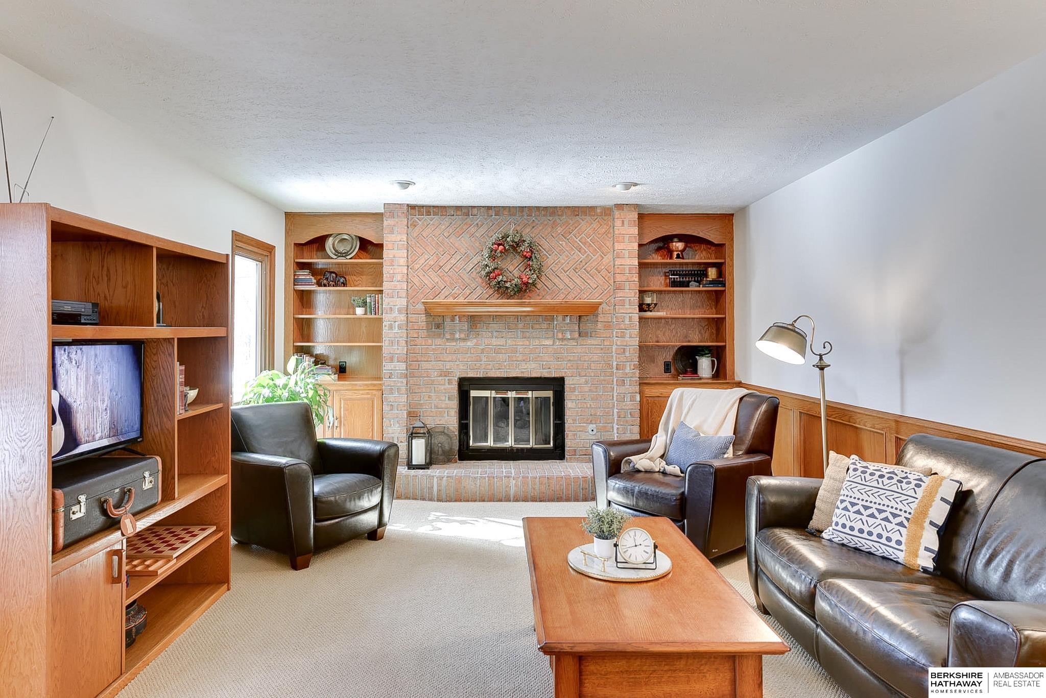 741 N 148th Avenue