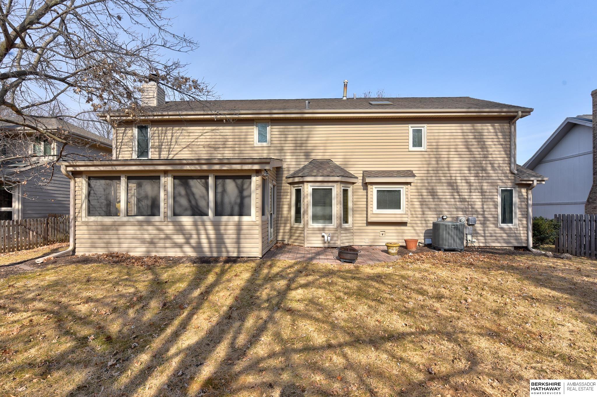 741 N 148th Avenue