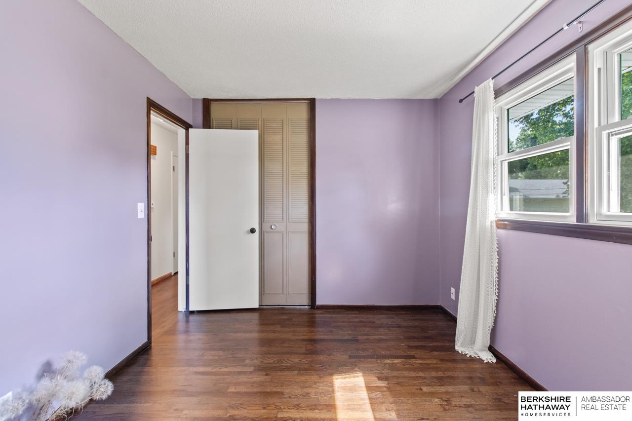 6516 N 77th Street