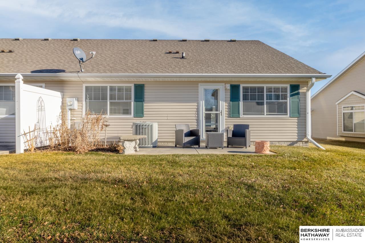 1818 N 175 Court