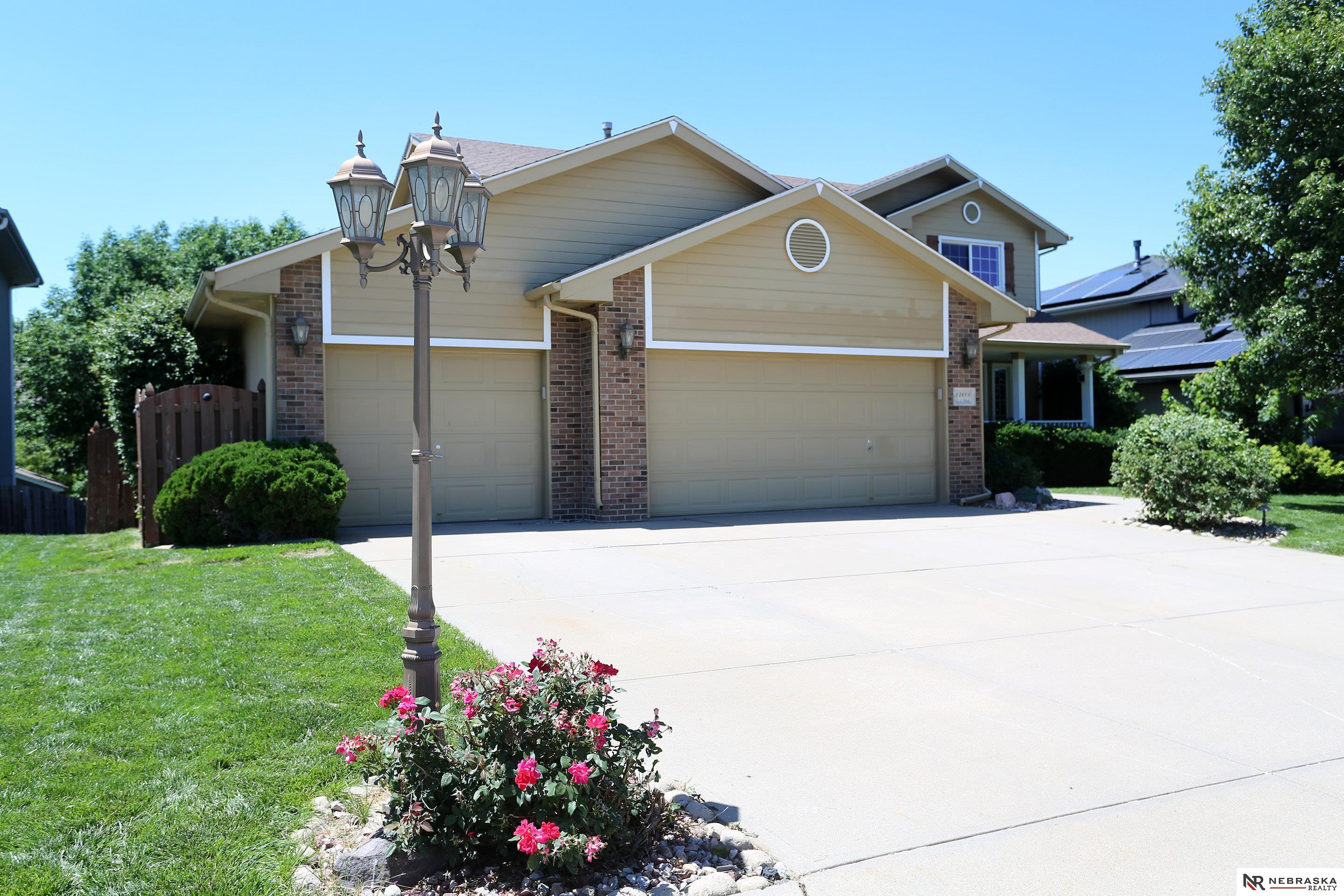 13608 S 41 Circle