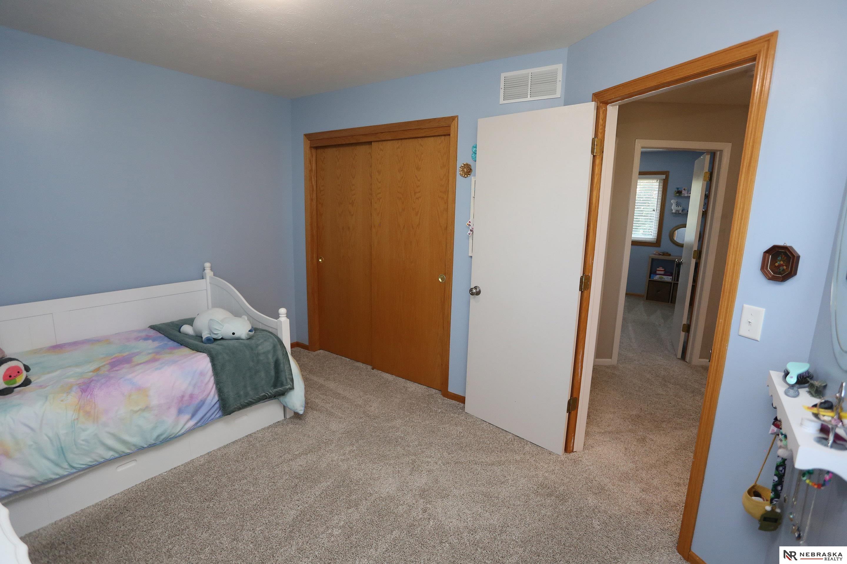 13608 S 41 Circle