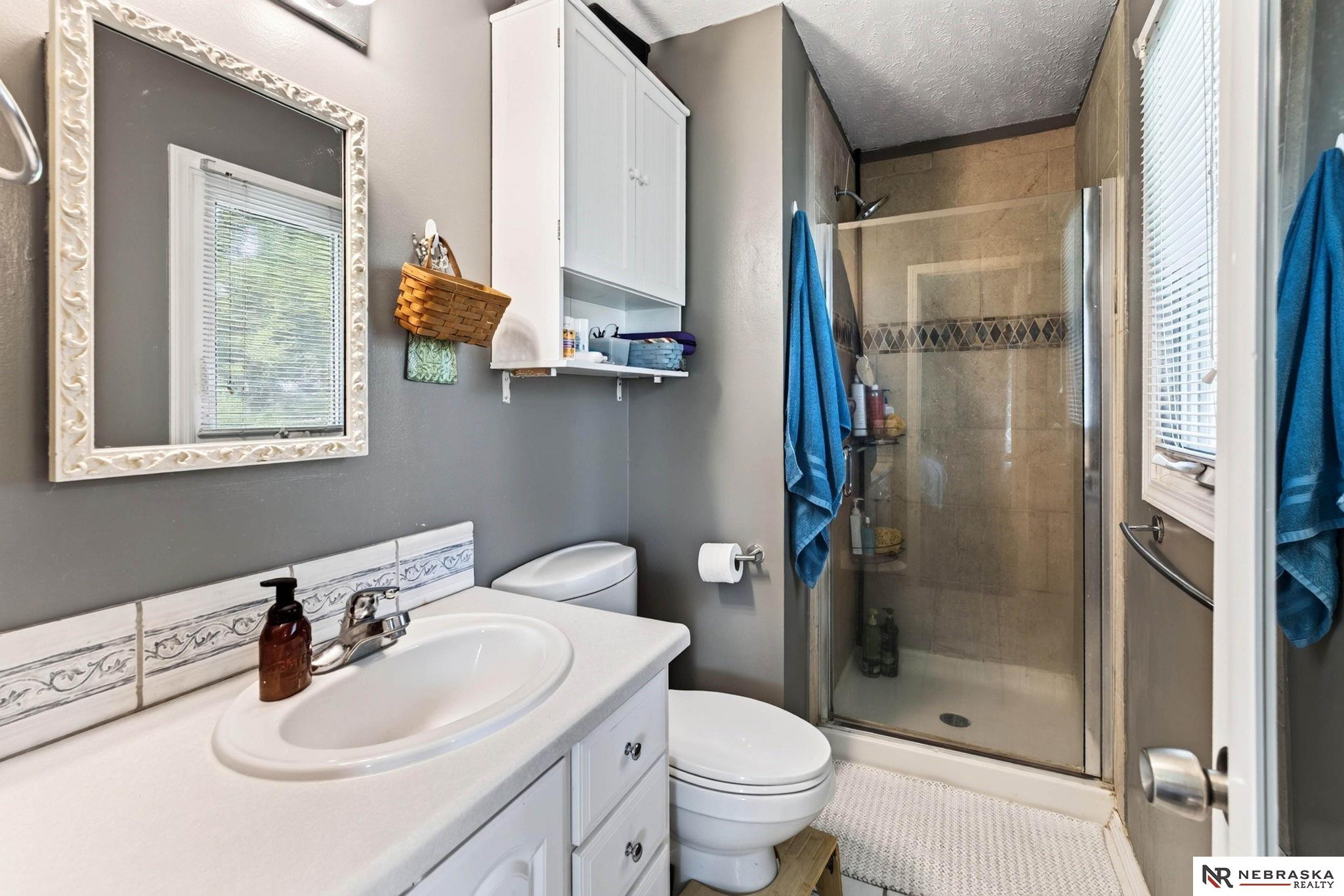 1331 S 166th Street