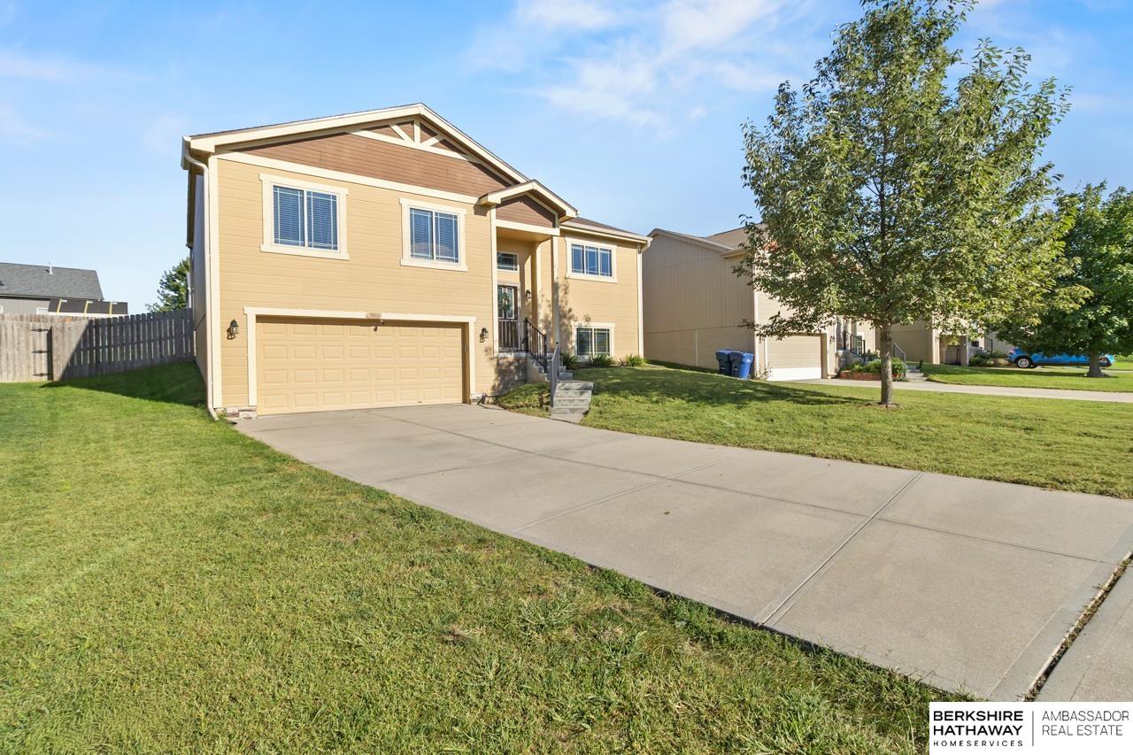 13801 S 44th Street