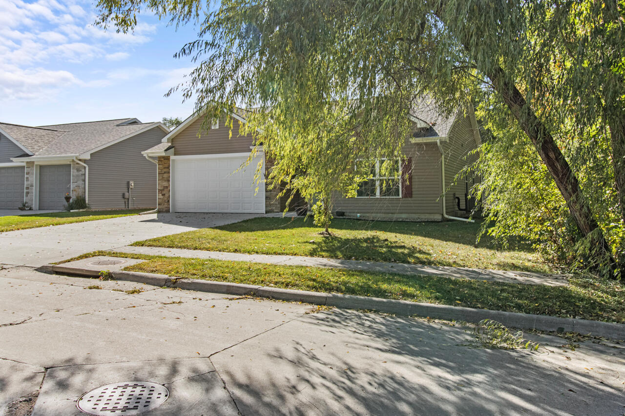 103 WALLACE Avenue