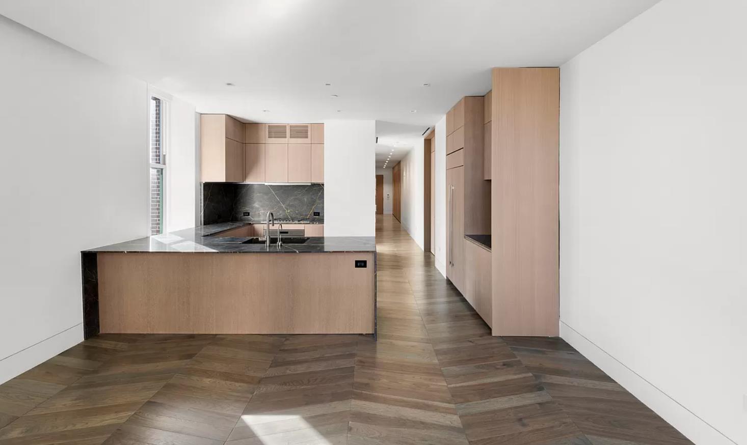 49 CHAMBERS Street 16H