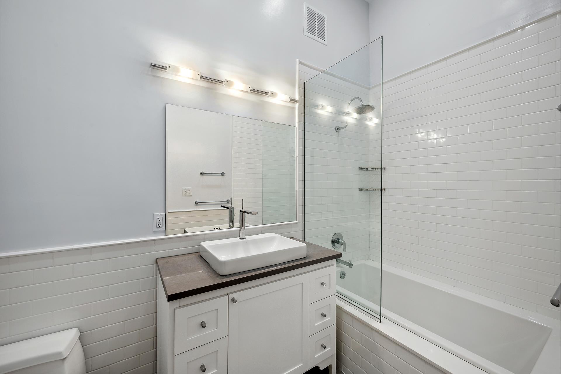 6 E 68TH Street 2
