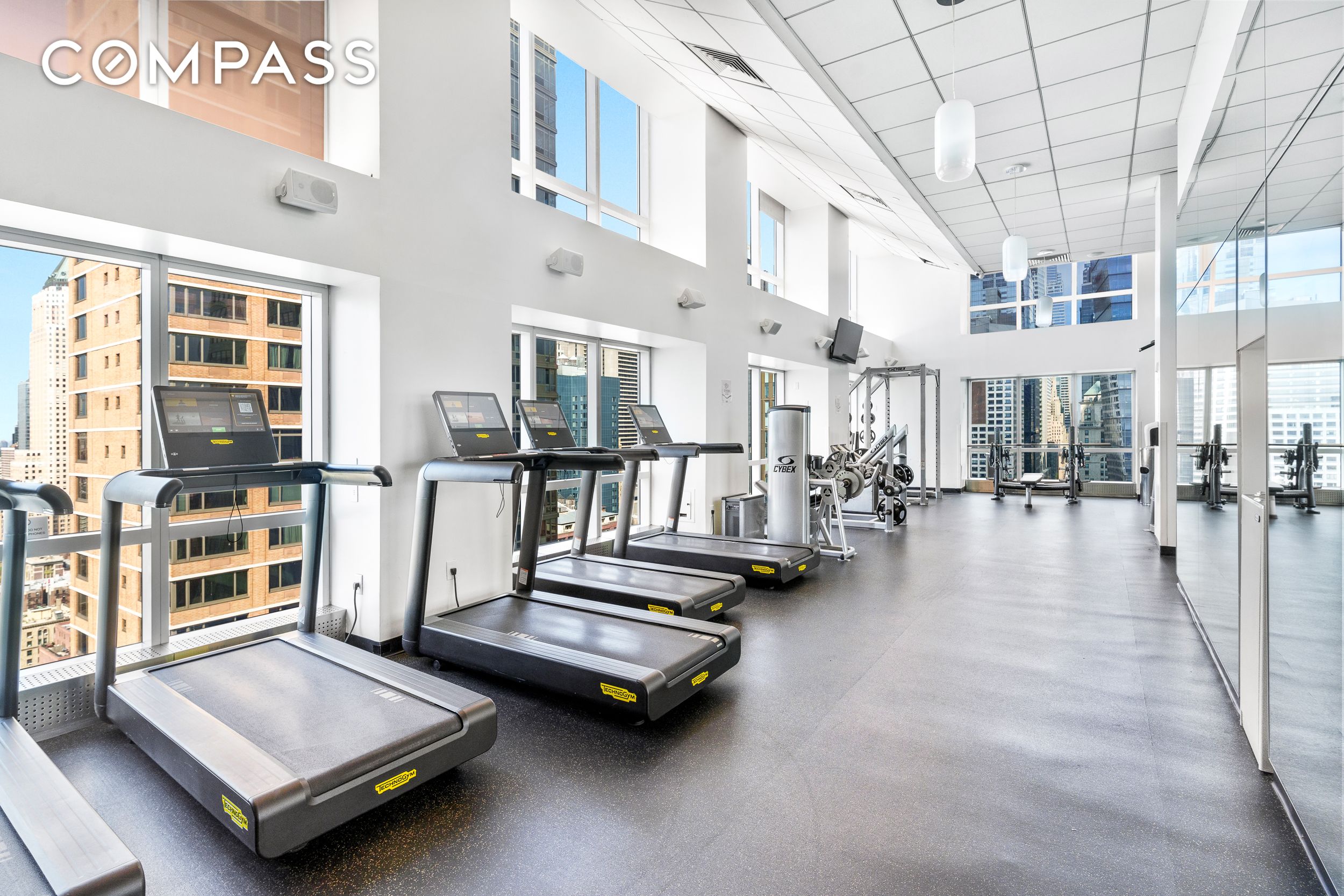 350 W 42nd Street 27K