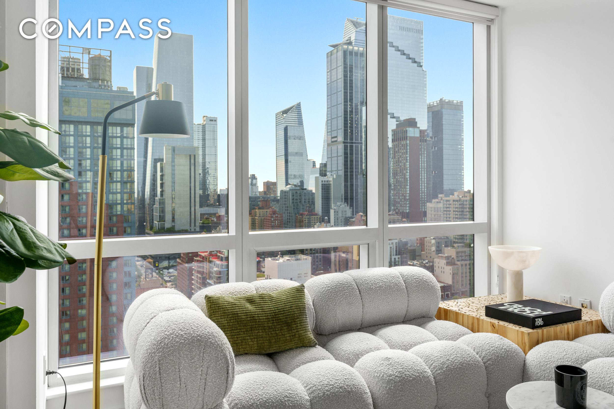 350 W 42nd Street 27K