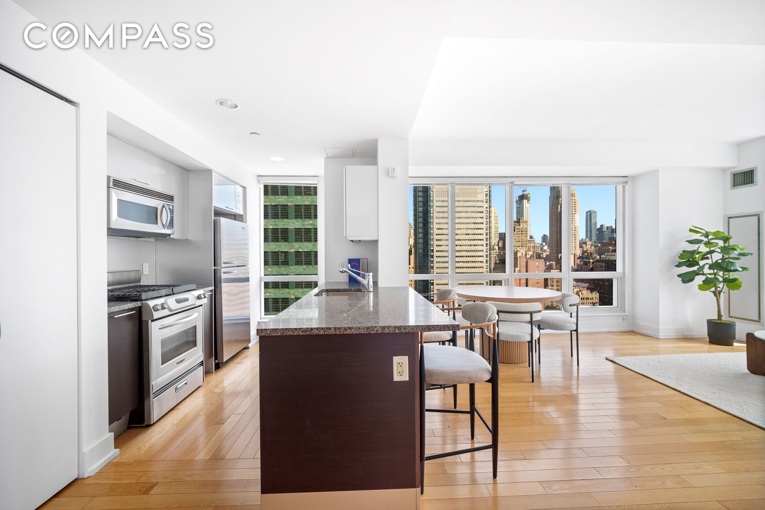 350 W 42nd Street 27K