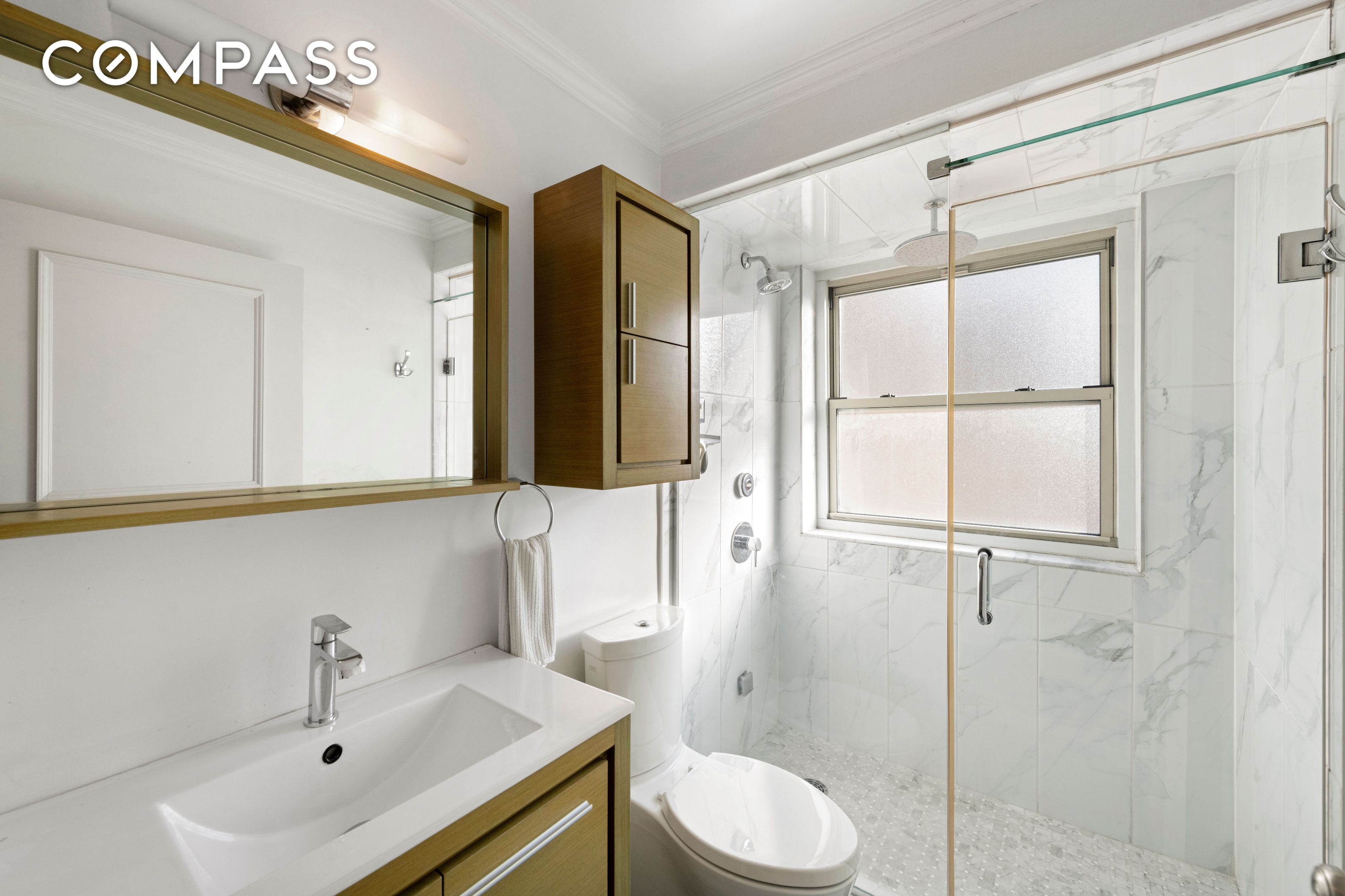 137 E 36th Street 21F