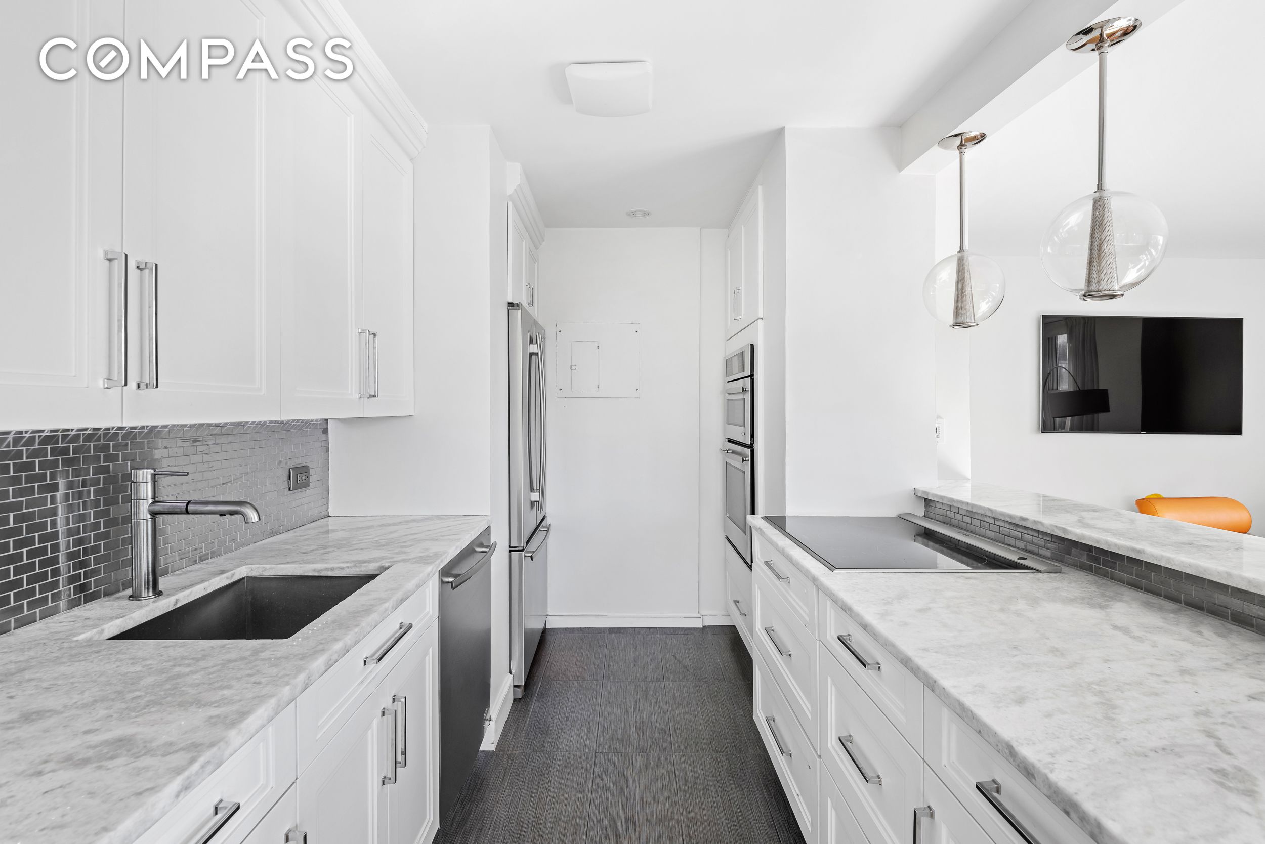 137 E 36th Street 21F