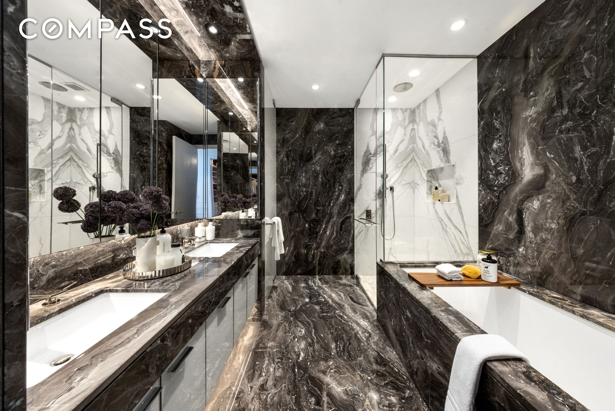 217 W 57th Street 34F