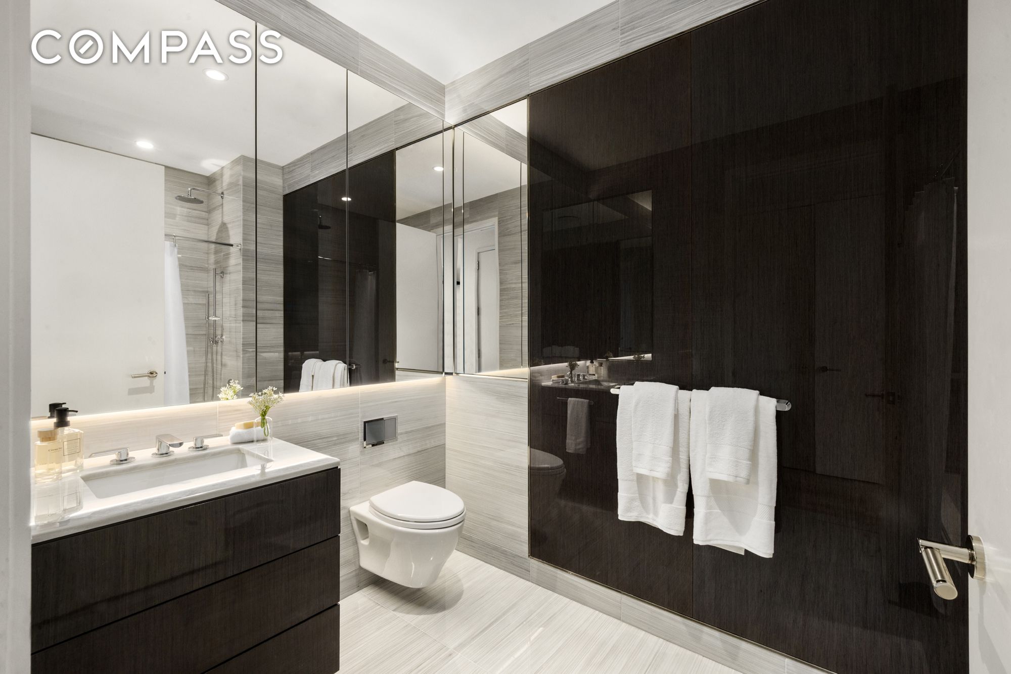 217 W 57th Street 34F