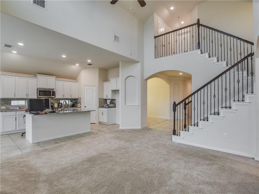 500 Cardenas LN