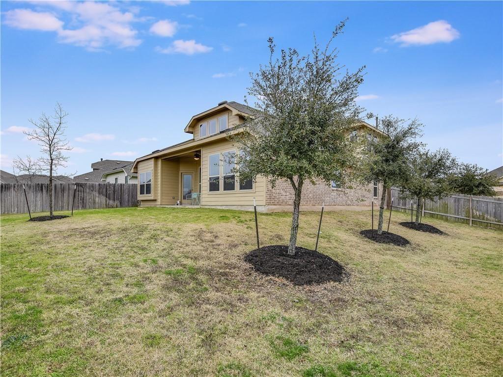 500 Cardenas LN