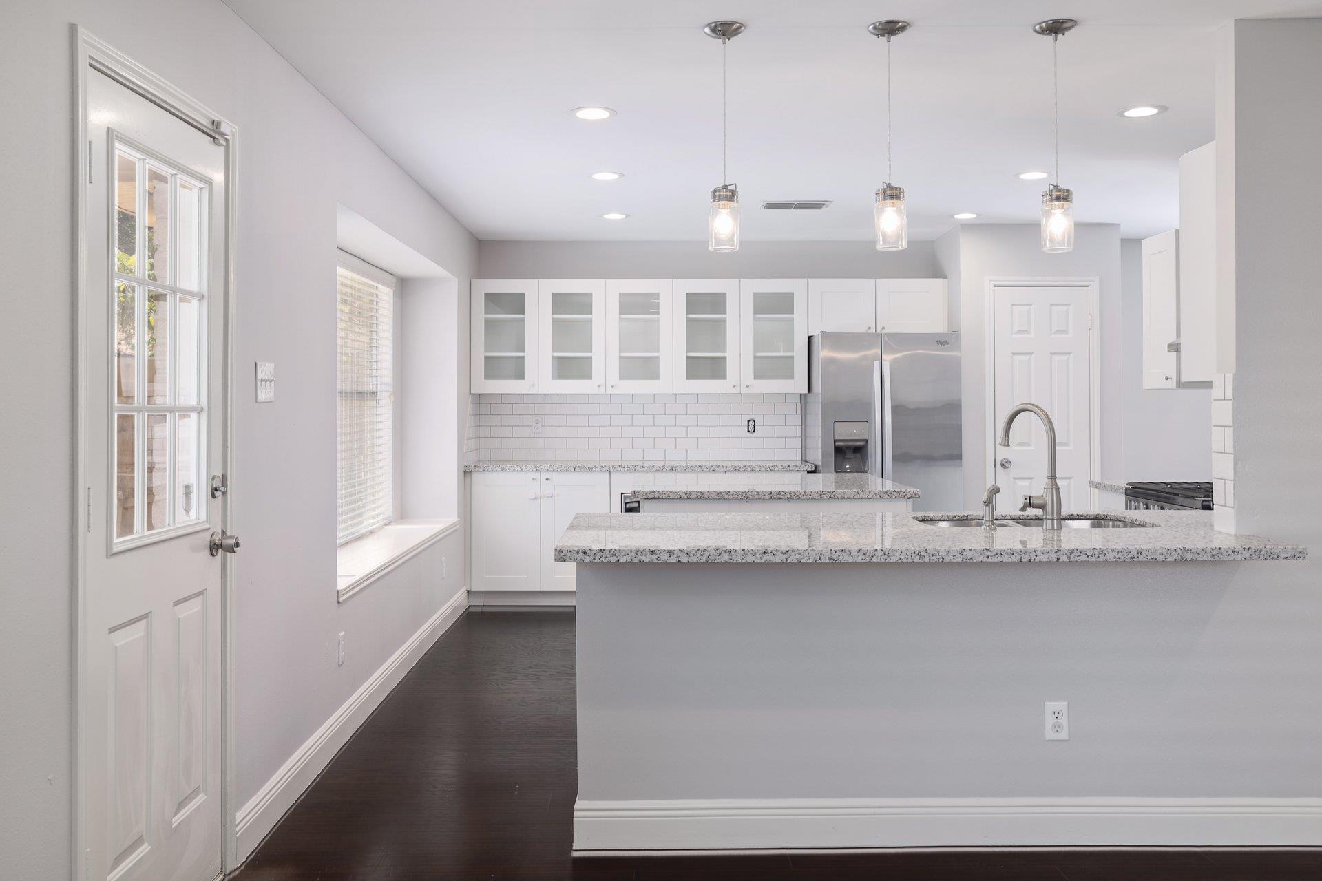 12709 Possum Hollow DR