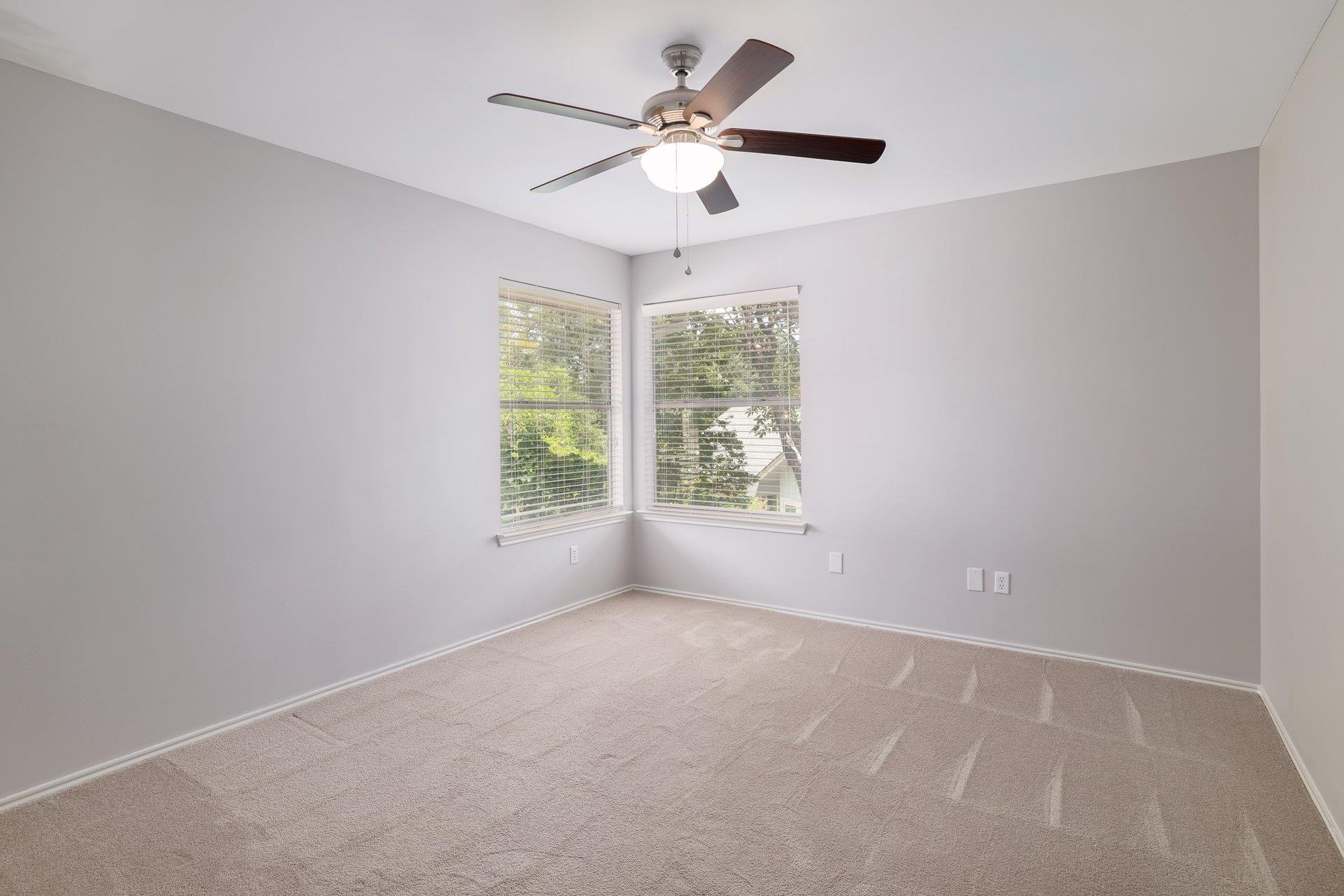 12709 Possum Hollow DR