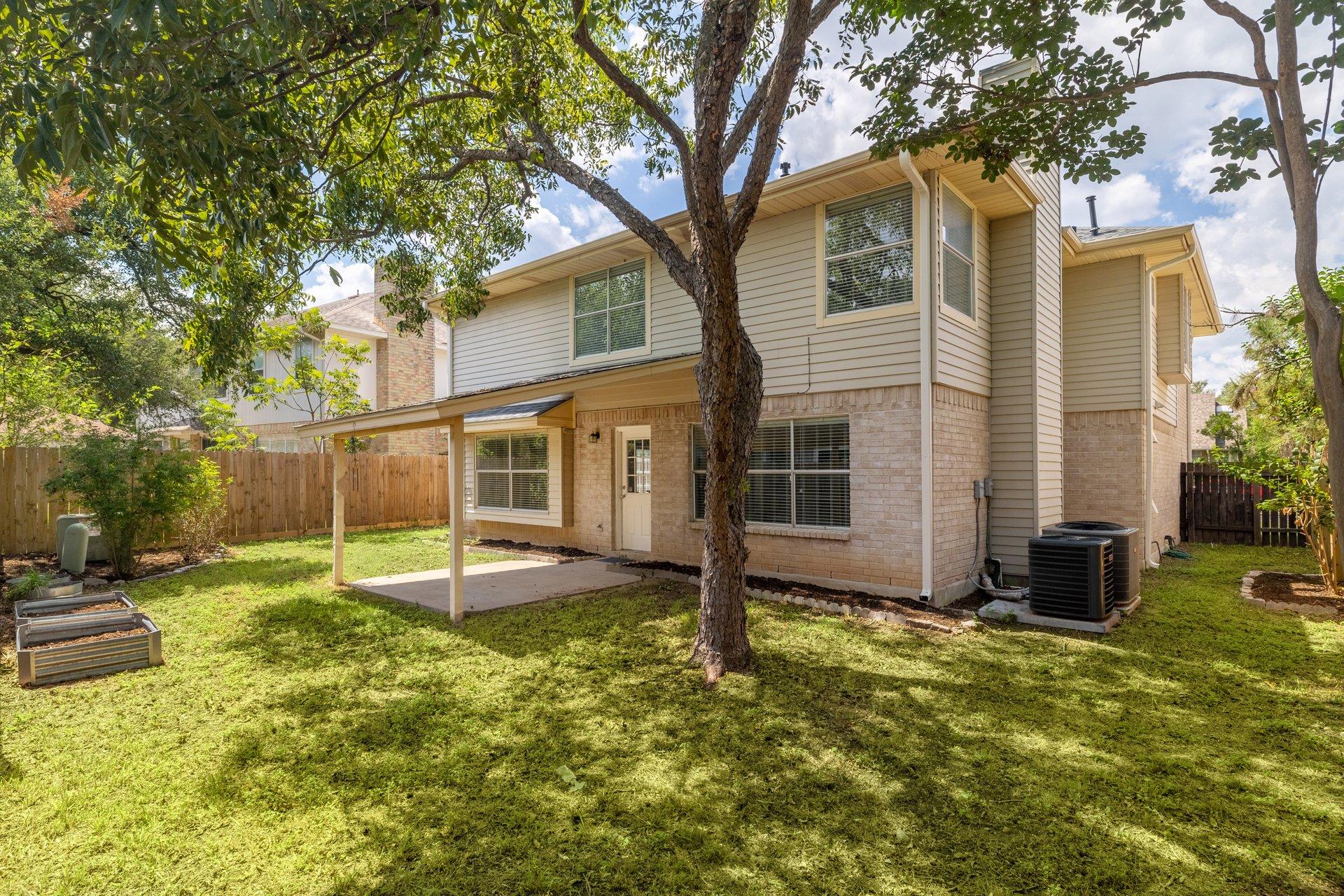 12709 Possum Hollow DR