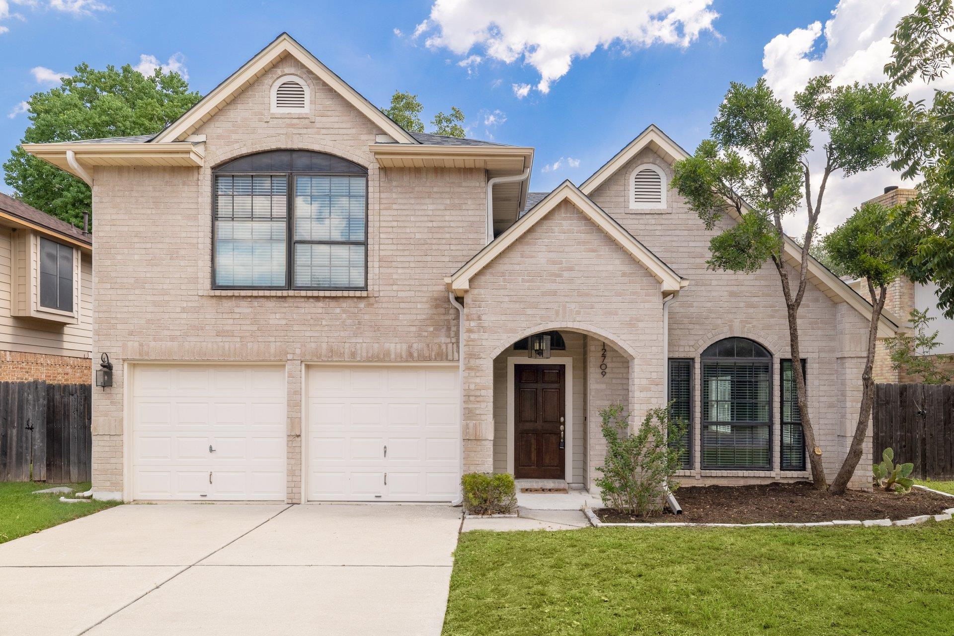 12709 Possum Hollow DR