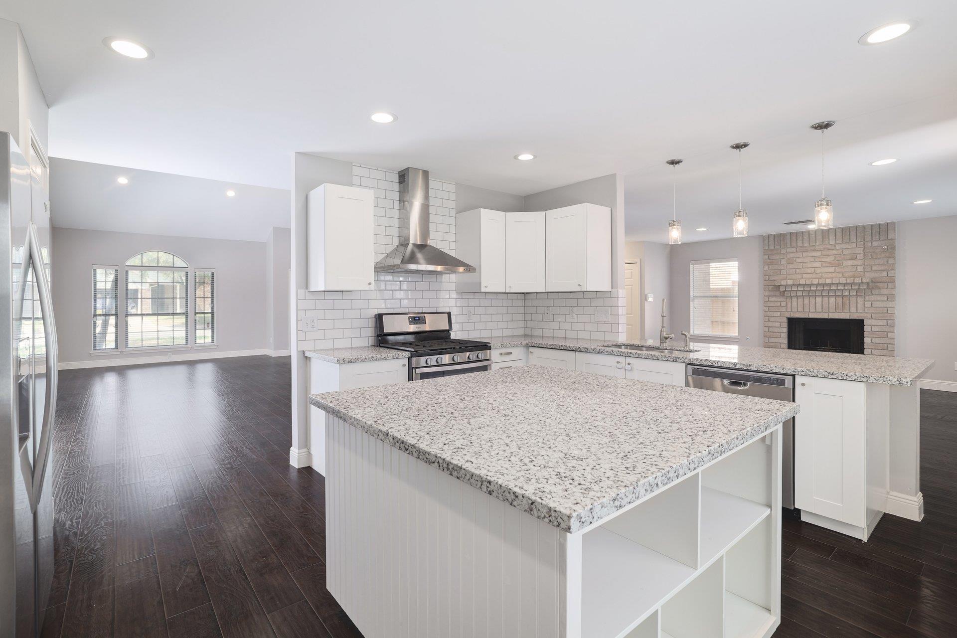 12709 Possum Hollow DR