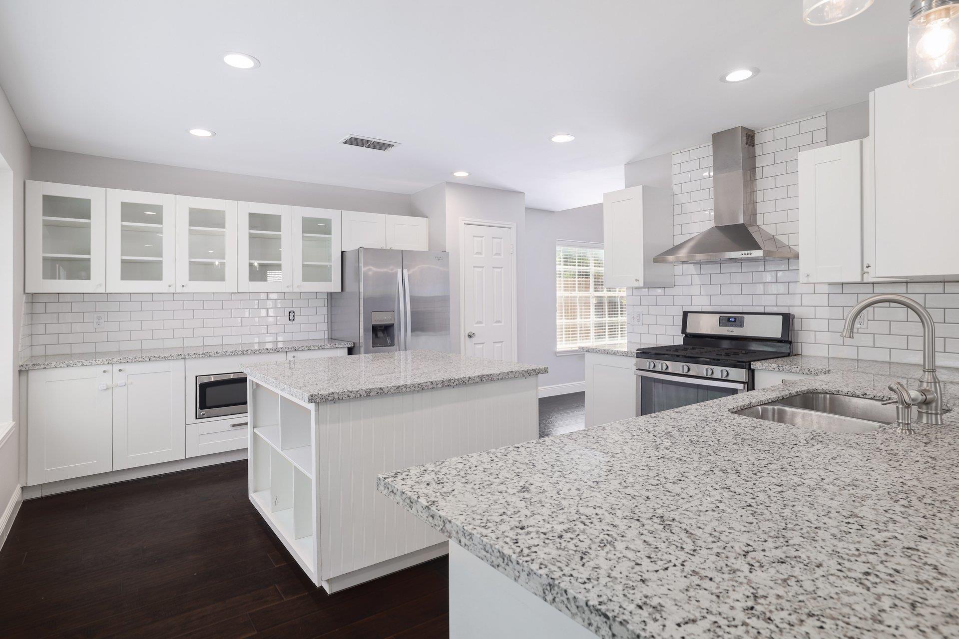 12709 Possum Hollow DR