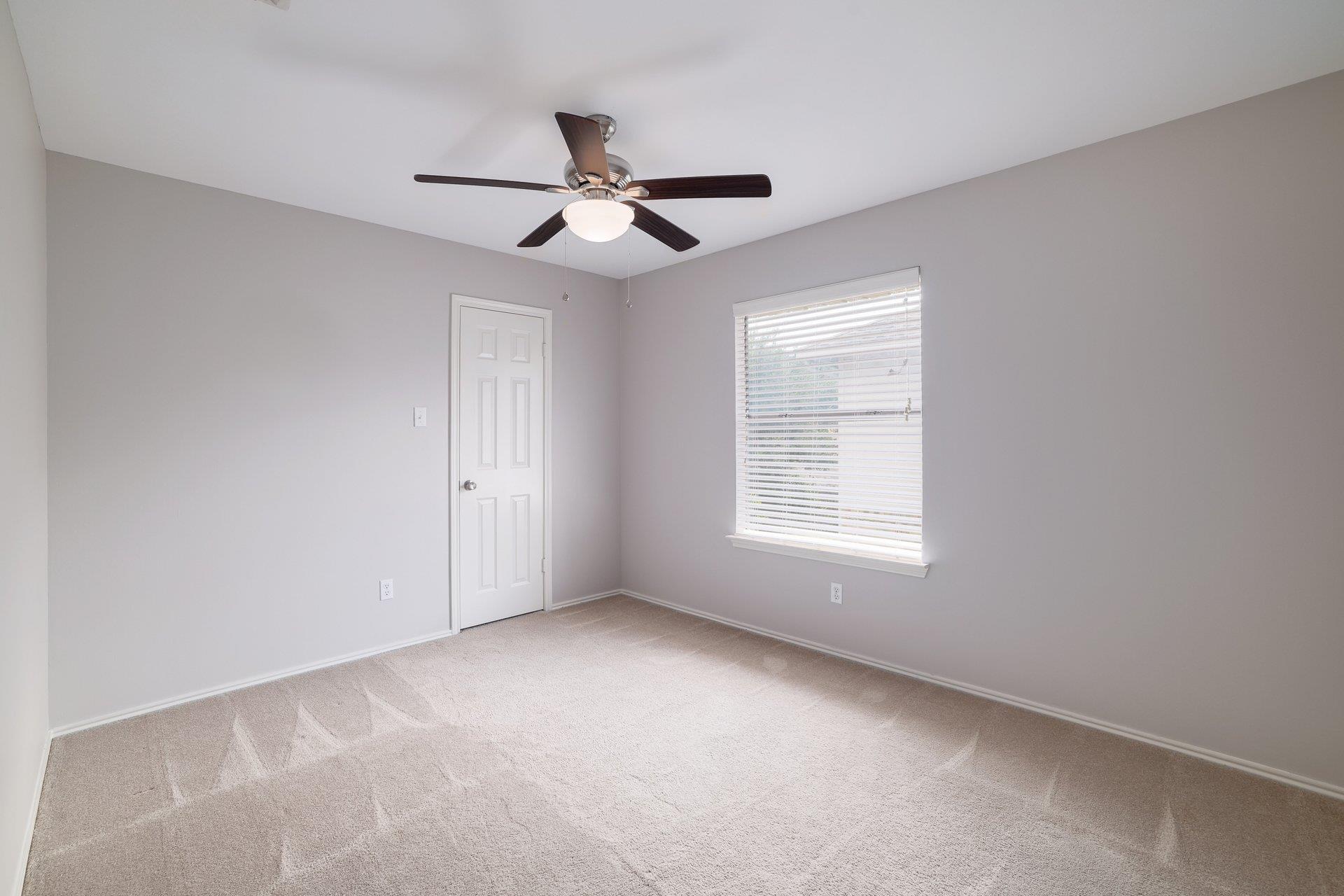 12709 Possum Hollow DR