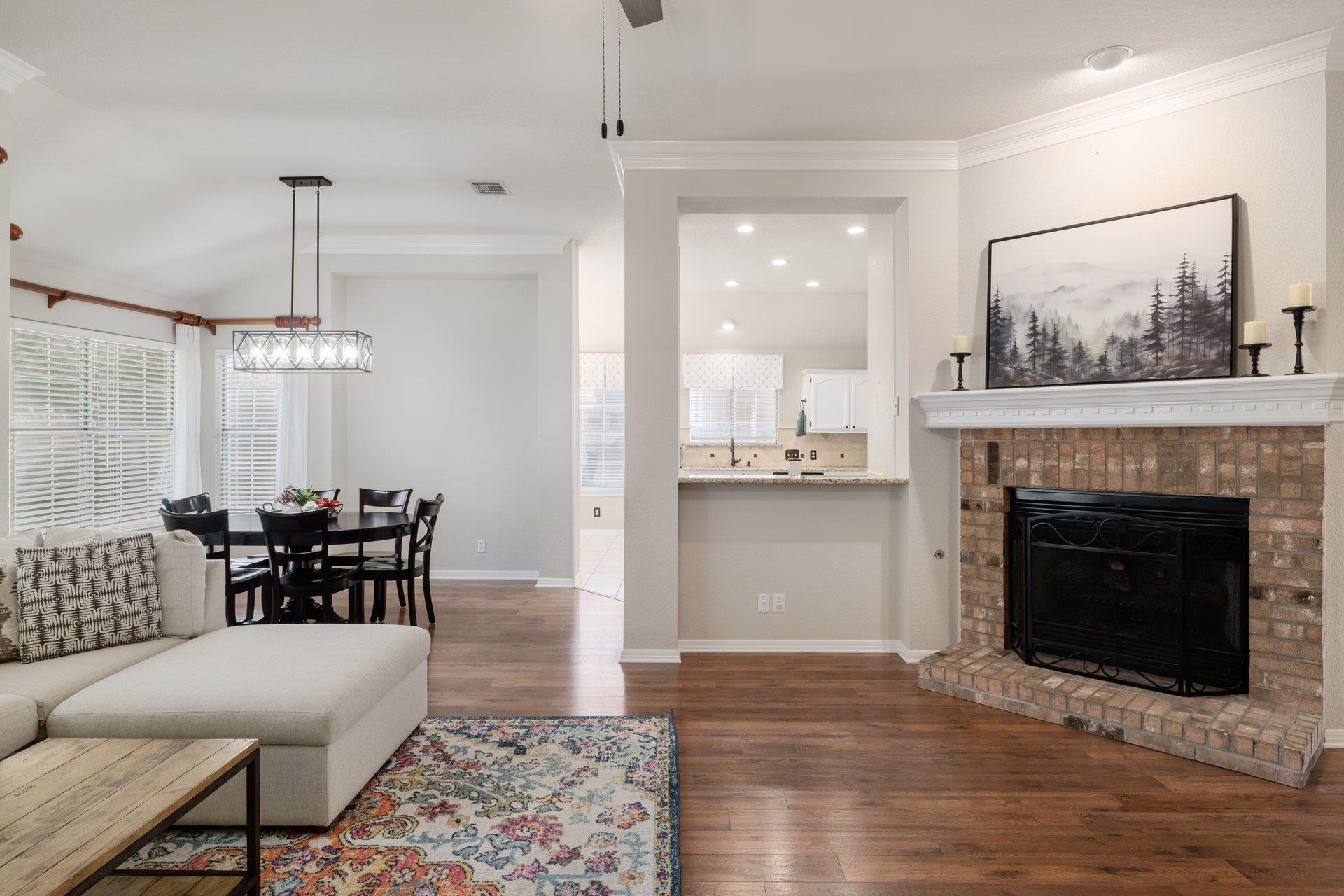 16106 W Dorman DR