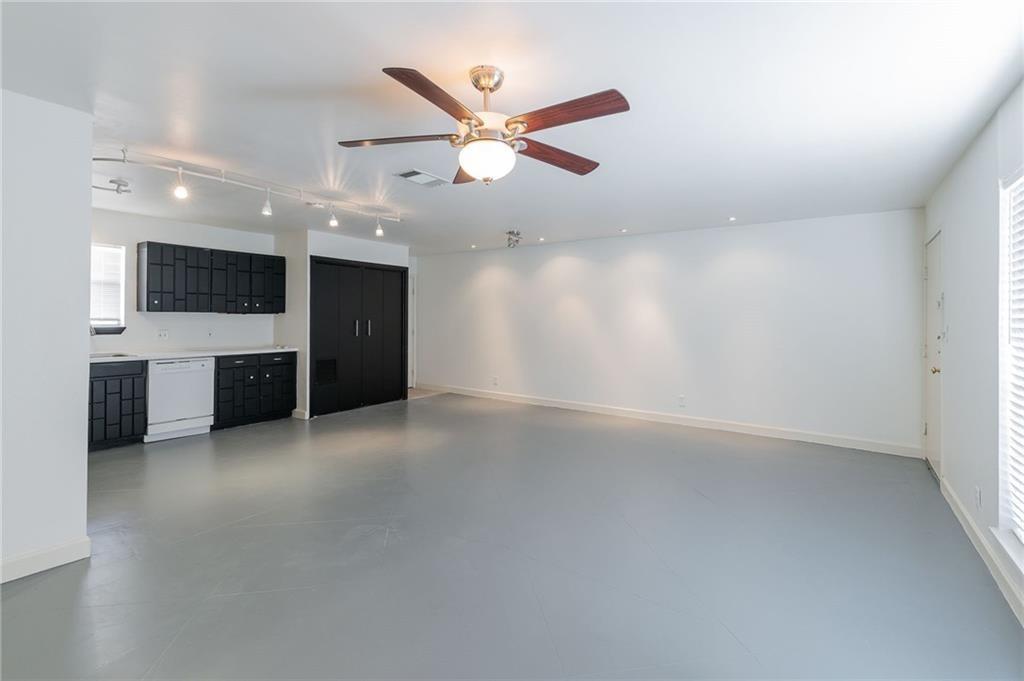 2712 Saint Edwards CIR